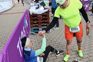 Auf der Zielgerade beim 11. Harztorlauf