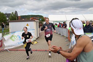 Auf der Zielgerade beim 11. Harztorlauf