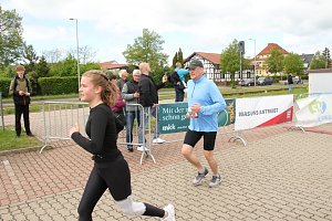 Auf der Zielgerade beim 11. Harztorlauf