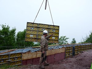 St&uuml;tzmauer am Kyffh&auml;user