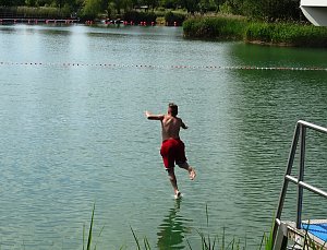 A....bombenmeisterschaft im Naturschwimmbad Heldrungen