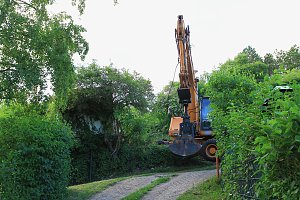 Lkw auf Abwegen im Kyffh&auml;userkreis