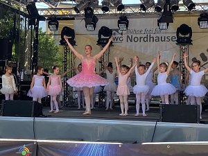 Der Auftritt des Tanzstudios Radeva auf dem 55. Rolandsfest