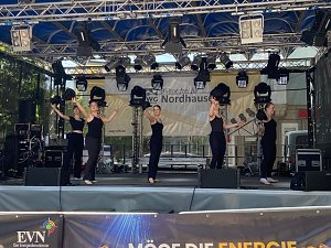Der Auftritt des Tanzstudios Radeva auf dem 55. Rolandsfest