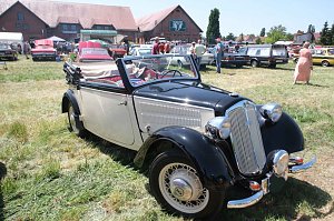 Peter Blei unterwegs beim Oldtimertreff am Scheunenhof