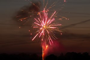 Gro&szlig;es Feuerwerk zum diesj&auml;hrigen Brunnenfest in Bad Langensalza