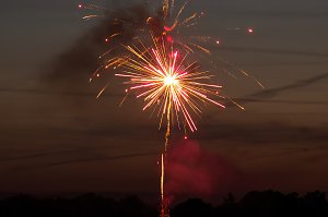 Gro&szlig;es Feuerwerk zum diesj&auml;hrigen Brunnenfest in Bad Langensalza