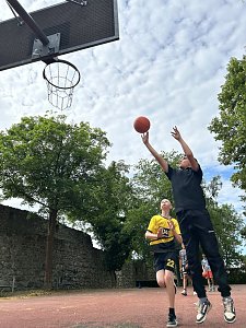 Bewegungstage an der Petersbergschule: Sport, Spa&szlig; und neue Erfahrungen