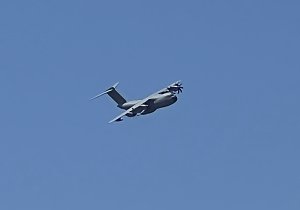 Gro&szlig;maschine der Bundesluftwaffe unterwegs &uuml;ber Th&uuml;ringen