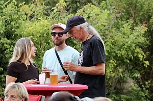 Tolle Stimmung im Rosengarten Bad Langensalza mit Reggae-Kl&auml;ngen