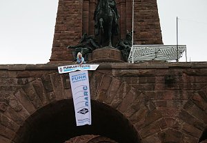 Funktertreffen am Kyffh&auml;userdenkmal