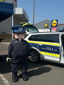 "Blaulichttag" auf dem Platz der Gewerkschaften 