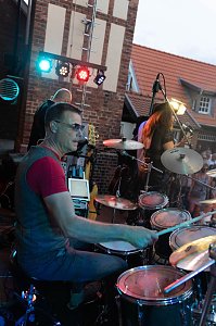 Coverband UDOpie begeistert in der Traditionsbrennerei