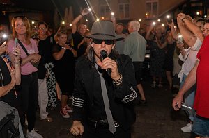 Coverband UDOpie begeistert in der Traditionsbrennerei