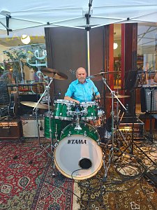 HOFGANG kehrte am vergangenen Wochenende auf die Bühne zurück und spielte beim Jazzclub in der Kurzen Meile