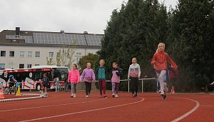 Grundschulsporttag auf dem Hohekreuz-Sportplatz