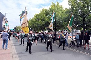 Peter Blei unterwegs beim Ellricher Sch&uuml;tzenfest
