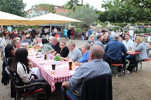 Vierter BaLaTon-Abend des Jahres vor dem Friederikenschl&ouml;sschen in Bad Langensalza