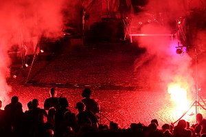 Spektakul&auml;re Feuershow von "EVENTPUPPETS" beim Mittelalterstadtfest in Bad Langensalza