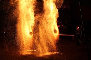Spektakul&auml;re Feuershow von "EVENTPUPPETS" beim Mittelalterstadtfest in Bad Langensalza