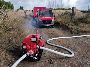Waldbrand&uuml;bung der Feuerwehren 