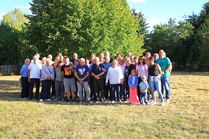Stra&szlig;enfest in Kleinfurra gefeiert