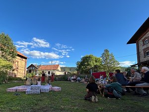 Picknick und Performance - die CircusM&uuml;hle Kelbra lud am Wochenende zum gem&uuml;tlichen Beisammensein