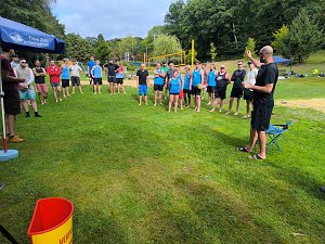 Sommerliches Volleyballturnier