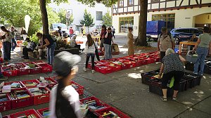 KILA-B&uuml;cher � Rettungsmarkt auf dem Blasii Kirchplatz in Nordhausen