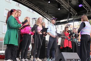 Nordhausen zusammen feiert auf dem Rathausplatz