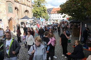 Nordhausen zusammen feiert auf dem Rathausplatz
