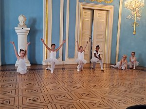 Auftritt des Tanzstudio Radeva zum Tag des offenen Denkmals
