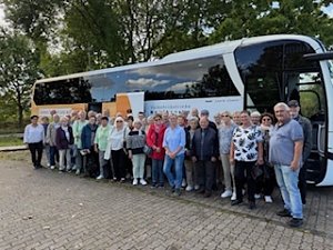 Die Herzsportgruppe machte sich auf den Weg nach Nebra und zu duftenden Rosen