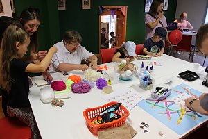 Kinderrechte-Fest in der Flohburg und Essen der Kulturen in der Kurzen Meile in Nordhausen