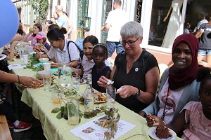 Kinderrechte-Fest in der Flohburg und Essen der Kulturen in der Kurzen Meile in Nordhausen