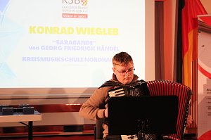 Konrad Wiegleb am Akkordeon