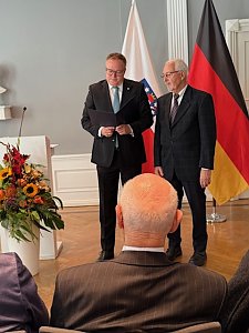 Auszeichnung f&uuml;r Dr. Dieter Kornmann