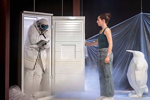 Theaterpremiere am Sonntag