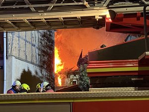 Wohnhaus in Flammen