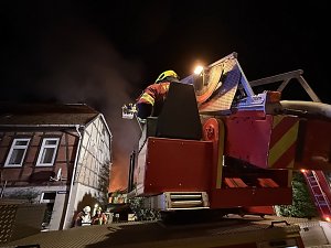 Wohnhaus in Flammen