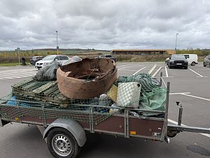 Eine Stunde f&uuml;r dein Dorf - M&uuml;llsammelaktion in Breitenbach