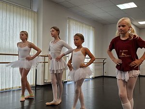 Eleven des Tanzstudios Radeva
