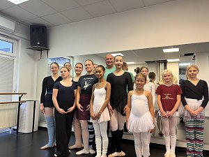 Eleven des Tanzstudios Radeva