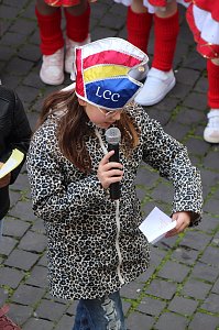 Beginn der 5. Jahreszeit. Kinder erst&uuml;rmen Langensalzaer Rathaus