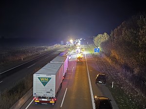 LKW-Unfall auf der Autobahn 38