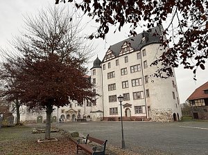 Neustart im Heringer Schlosscaf&eacute;