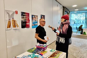 Infotisch zum Welt-Aids-Tag