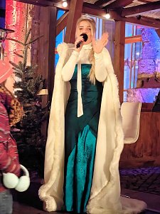 Berit Finke und Franz Karafka auf dem Nordh&auml;user Weihnachtsmarkt