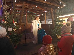 Berit Finke und Franz Karafka auf dem Nordh&auml;user Weihnachtsmarkt