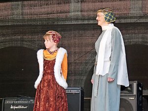 Getanzte Modenschau